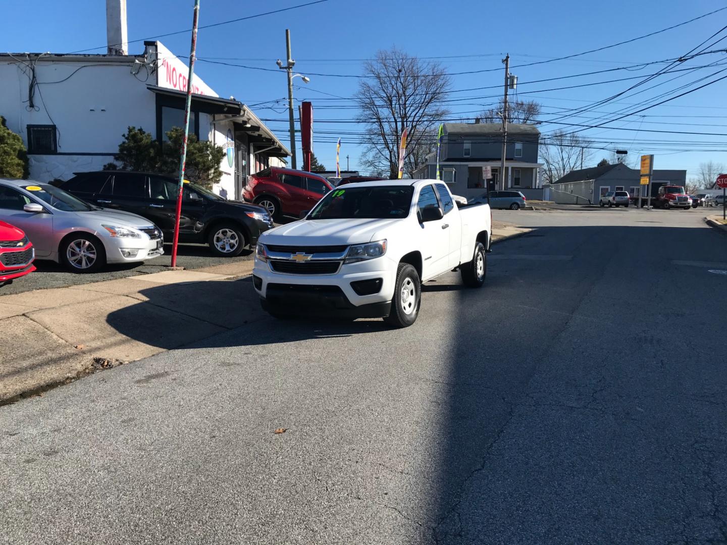 2019 White /Gray Chevrolet Colorado Work Truck (1GCHSBEA6K1) with an 2.5 V4 engine, Automatic transmission, located at 577 Chester Pike, Prospect Park, PA, 19076, (610) 237-1015, 39.886154, -75.302338 - Photo#1